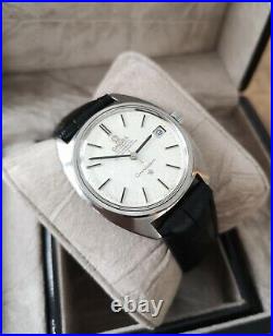 Men's Vintage Wristwatch Omega Constellation Rare Linen Dial S/S Automatic 1970