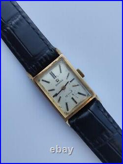 OMEGA DEVILLE Manual/Hand Winding 17 Jewels Vintage Rare Ladies Swiss Wristwatch