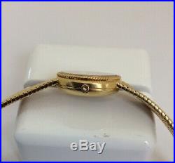 Omega 1353 Quartz 18k Gold Wrist Oval Gold Bracelet Vintage Rare Ladies Watch