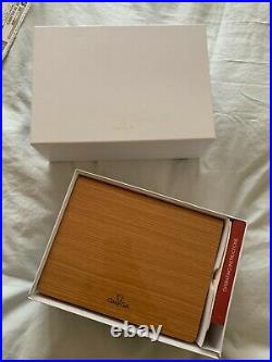 Omega Speedmster Date 3210.51 Brand New Nos Rare Chronograph 40mm Panda Vintage/