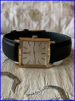 Omega Vintage Rare 18K Solid Gold Dress Men's In Beautiful Condition