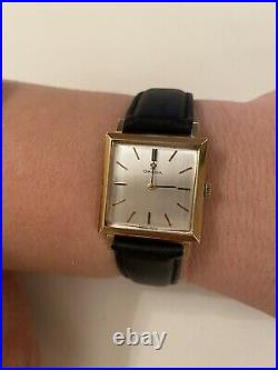 Omega Vintage Rare 18K Solid Gold Dress Men's In Beautiful Condition
