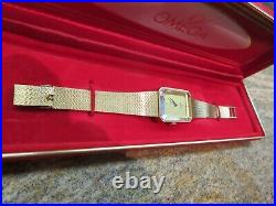 RARE 1970 Vintage Omega 18K Yellow Gold Watch Square Face De ville Constellation
