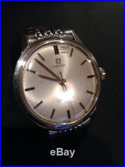 Rare 1960s Vintage SWISS OMEGA Seamaster 30 Manual Wind Mens Watch. Works Great