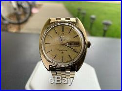 Rare Vintage Omega Constellation 18K Gold Bezel Textured Dial Day-Date Watch