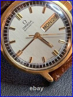 Vintage Mens Omega Gold Tone Automatic Cal 750 1660140 Rare Dial Running