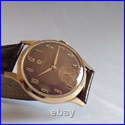 Vintage OMEGA 18K Rose Gold Rare Dial Hand Winding Small Second Cal. 269 Watch