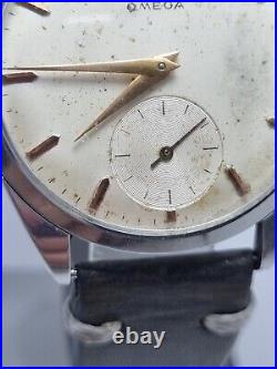 Vintage Omega Steel Wrist Watch Swiss Patina Dial Men's Cal 267 Rare 1960